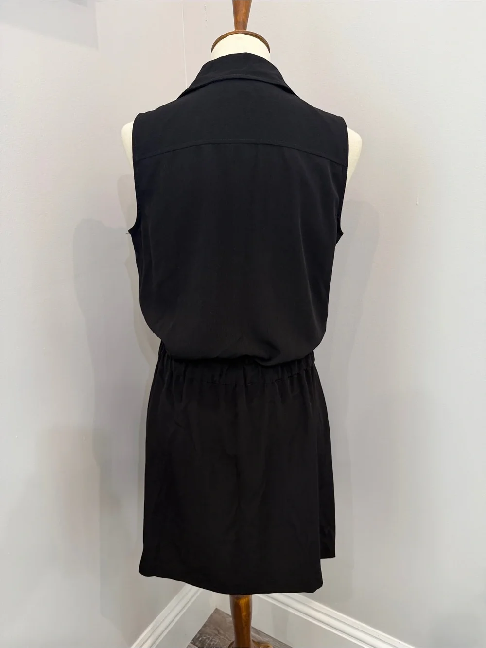 Sleeveless Black Drawstring Shirt Dress with Zip Front